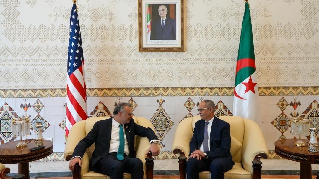 Massad Boulos arrive à Alger, après le retour d’une délégation du Polisario de Washington