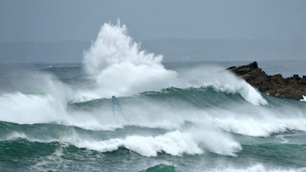 Mer fortement agitée et vagues dangereuses sur l’Atlantique et la Méditerranée à partir de mercredi (DGM)