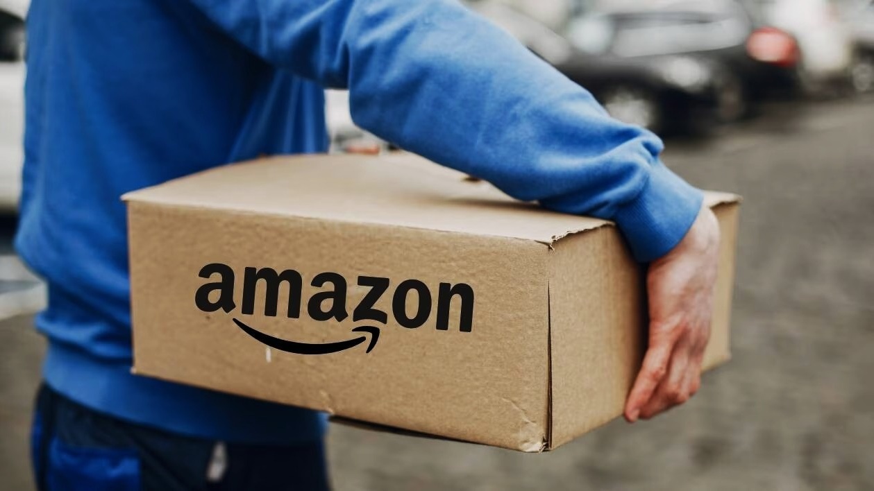 UPS annonce la suppression de 30.000 postes et la fermeture de 24 sites, liée à la réduction des colis pour Amazon