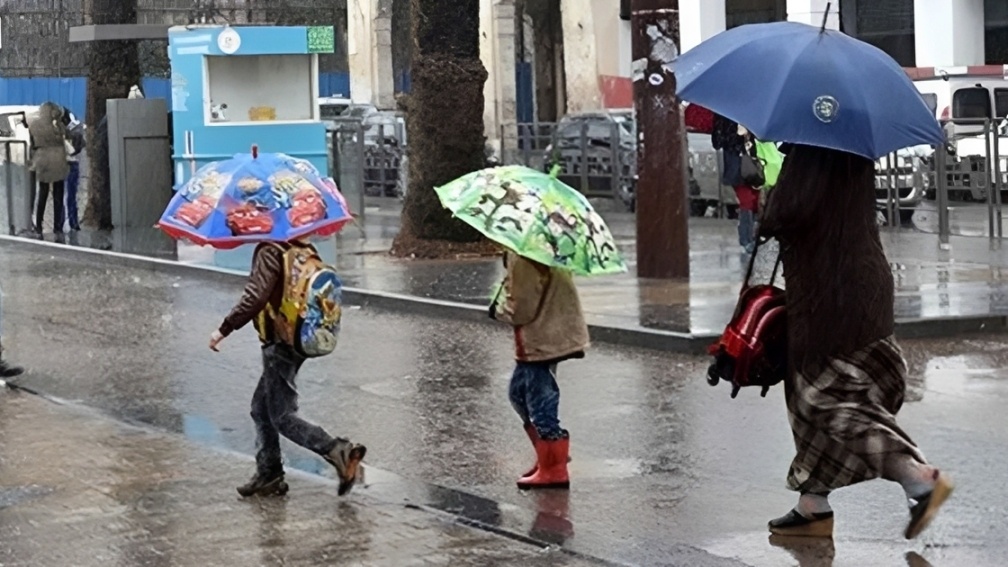 Perturbations climatiques : Suspension temporaire des cours dans plusieurs établissements scolaires au nord du Royaume