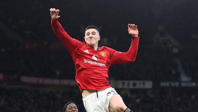 J24 Premier League : Arsenal prend une option, City décroche