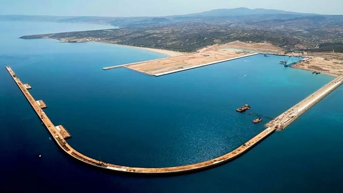 Nador West Med : le gouvernement suspend l’appel d’offres du terminal GNL