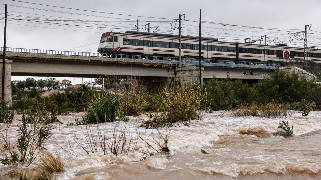 Intempéries en Espagne : Suspension de la circulation ferroviaire dans plusieurs provinces