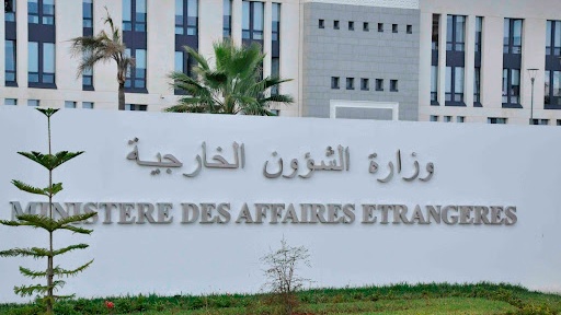 Embarrassée, l'Algérie se dit solidaire des pays du golfe sans condamner l'Iran !