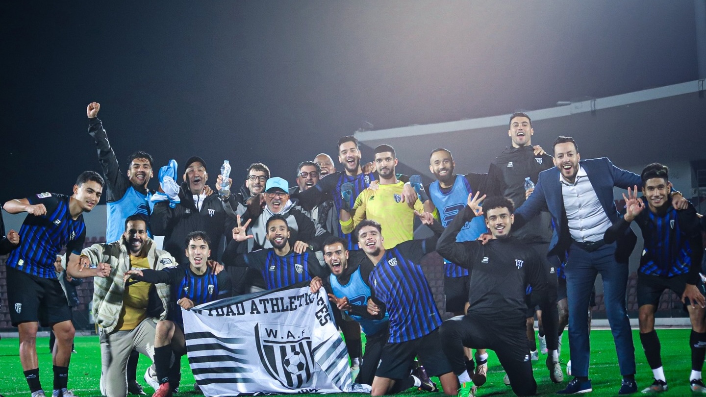 J17.  Botola D2 : En attendant JSM-MAT, le suspense reste entier