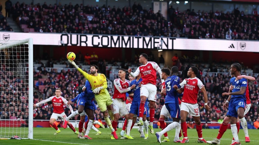 J28 Premier League : Manchester revient en tête, Arsenal bat Chelsea