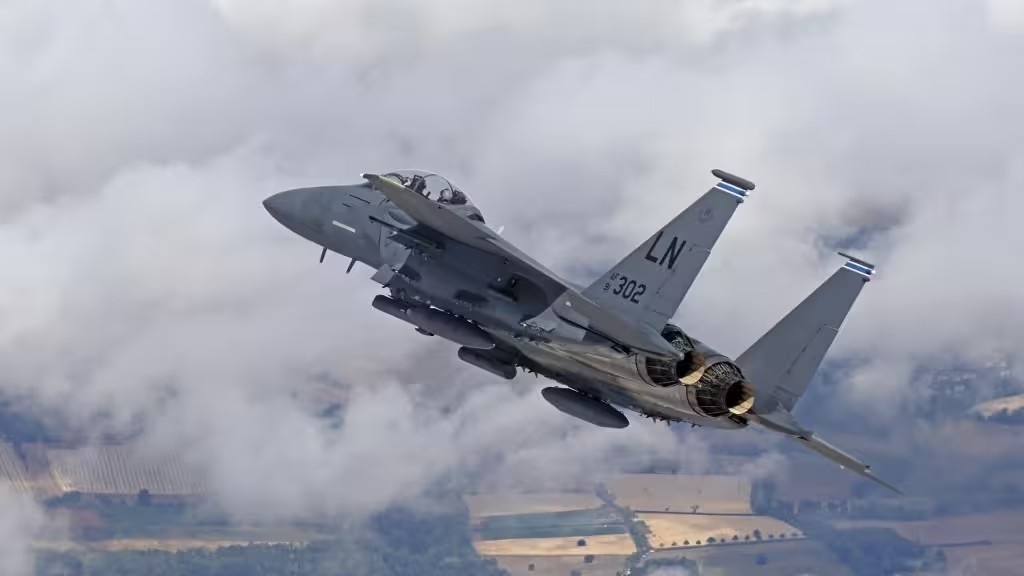 Trois avions F-15 américains abattus par erreur par la défense koweïtienne