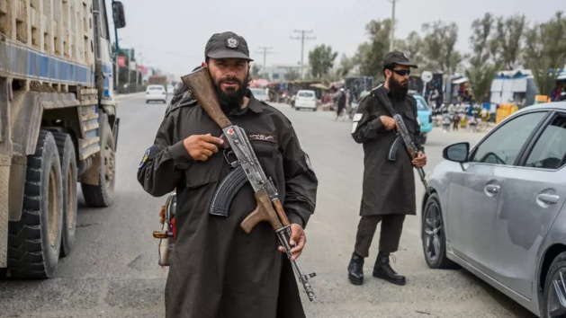 Conflit pakistano-afghan: Combats persistants à la frontière, explosions signalées à Kaboul