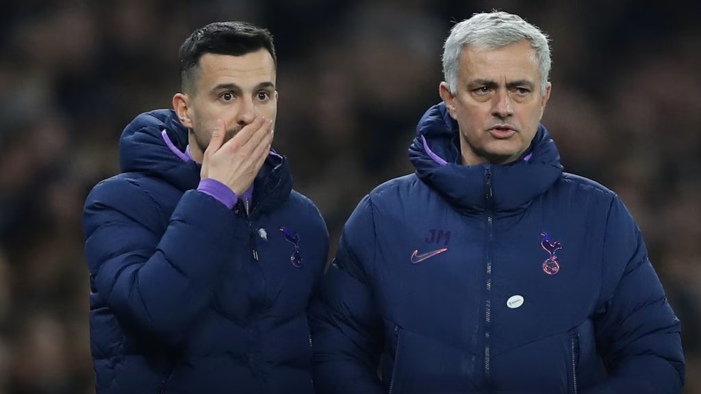 EN : Un Portugais pressenti pour seconder le futur sélectionneur national