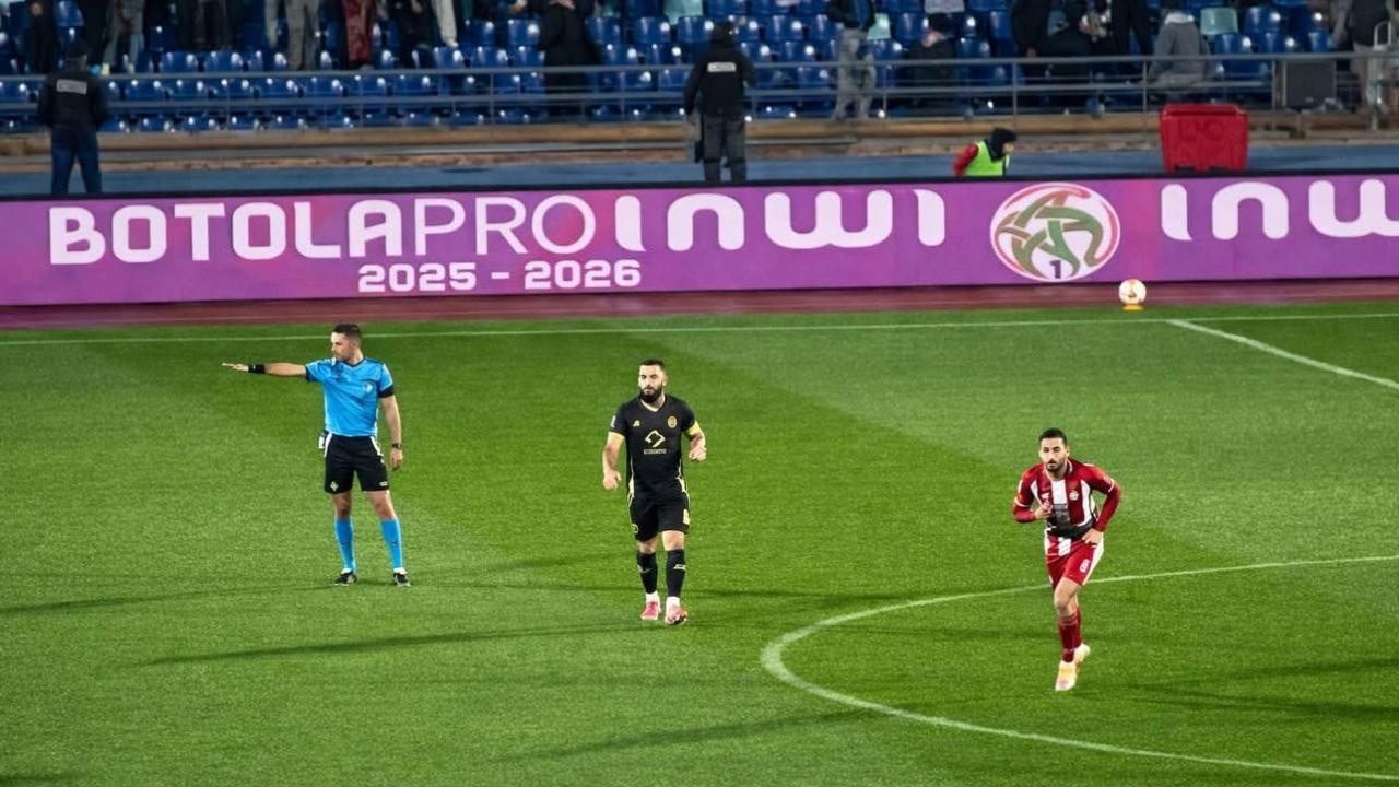 Botola Pro D1 / Mise à jour : Le KACM et l’OCS se neutralisent au terme d’un duel haletant 