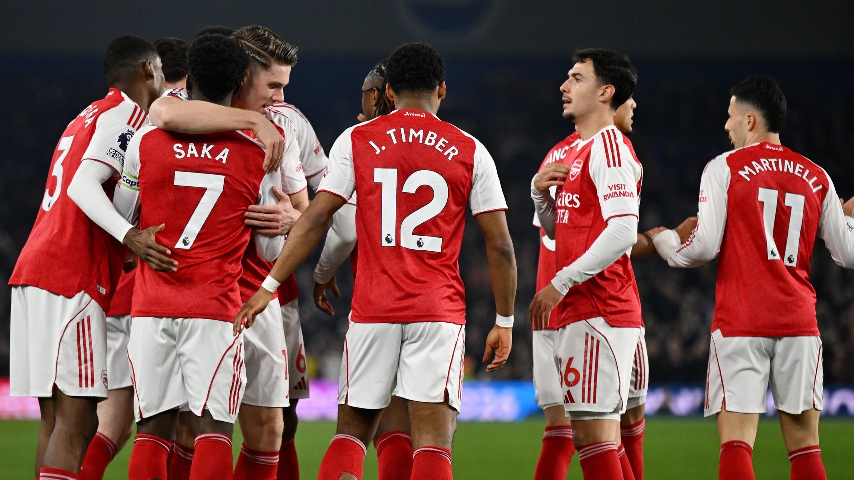 J29. PL : Arsenal creuse l’écart, Liverpool chute et City laisse filer des points