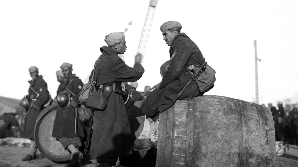 Une exposition à Paris rend hommage aux combattants marocains de la Première et de la Seconde Guerre mondiale