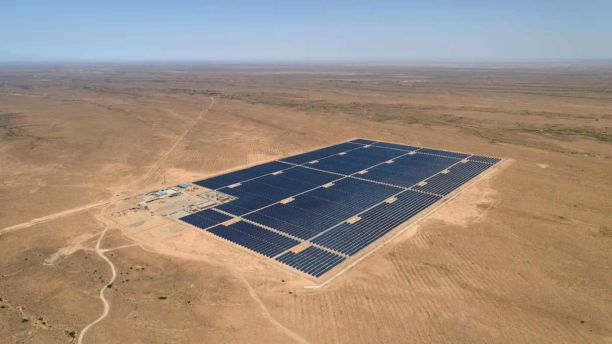 Énergie solaire : lancement du programme Noor Atlas comprenant six centrales de 305 MW