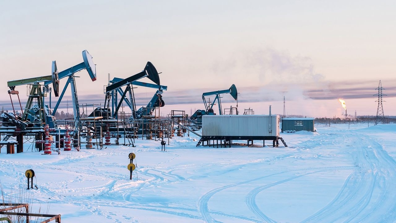 Les Etats-Unis desserrent l'étau sur  le pétrole russe 