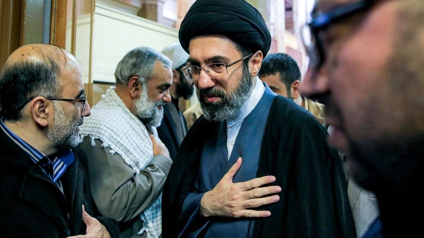 Iran : le successeur de Khamenei menace Israël et les États-Unis et appelle à la vengeance