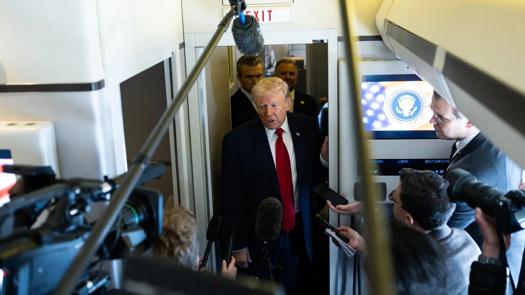 Le président Trump appelle les pays dépendants du détroit d'Ormuz à assurer la sécurité du passage