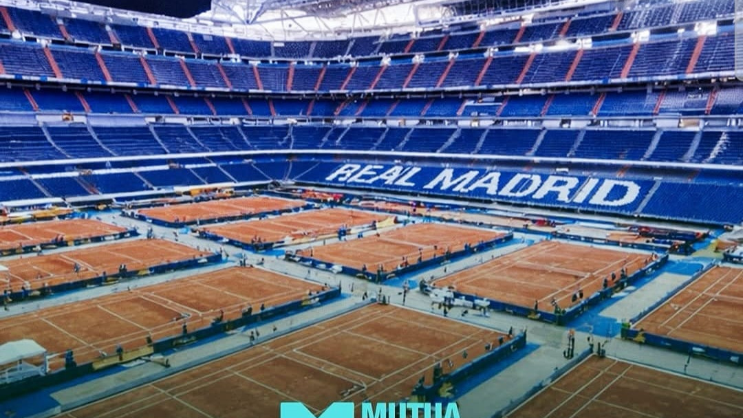 Tennis / Pour les besoins des Masters de Madrid…         Le Stade Bernabéu, version tennis !