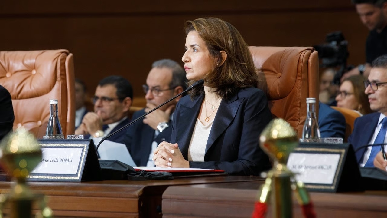 Efficacité énergétique : Leila Benali plaide pour des Plans régionaux de décarbonation à l’horizon 2030