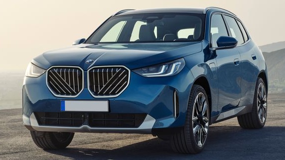 SUV hybride rechargeable : BMW X3 30e xDrive, 299 chevaux et une motorisation essence électrique performante