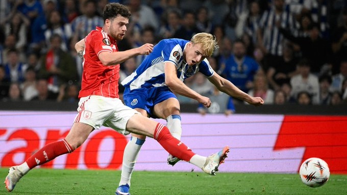¼ Ligue Europa : Porto accroché, Fribourg et Aston Villa en force