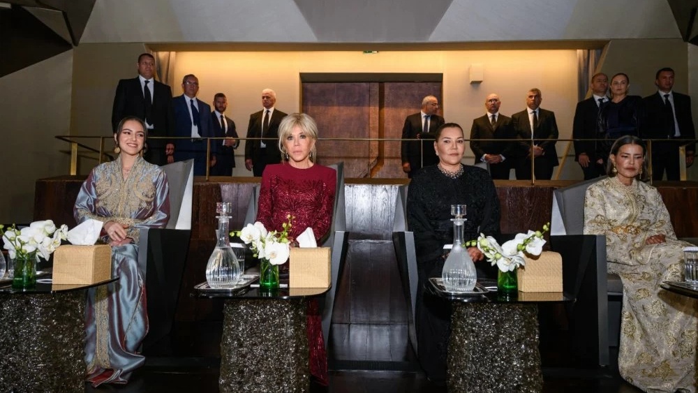 Théâtre Royal de Rabat : Une inauguration marquée par la présence de LL.AA.RR les Princesses Lalla Khadija, Lalla Meryem et Lalla Hasnaa, aux côtés de Brigitte Macron