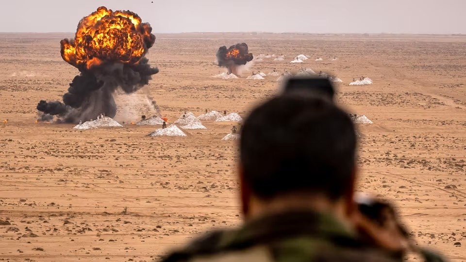 Course aux armements : Dépenses mondiales record, Rabat et Alger dominent en Afrique