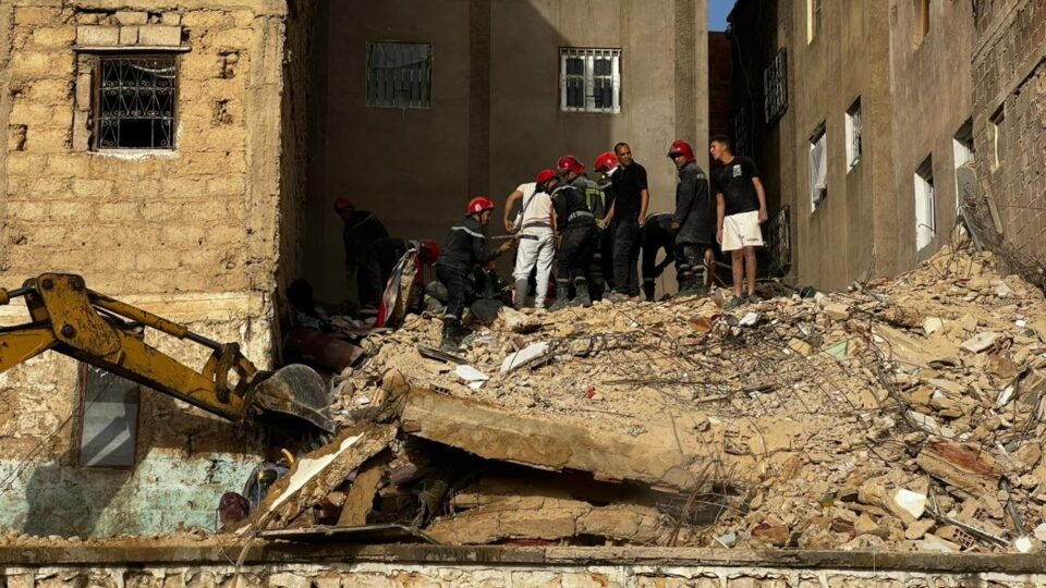 Effondrement à Fès : le bilan des victimes s'alourdit, d'autres immeubles évacués en urgence 