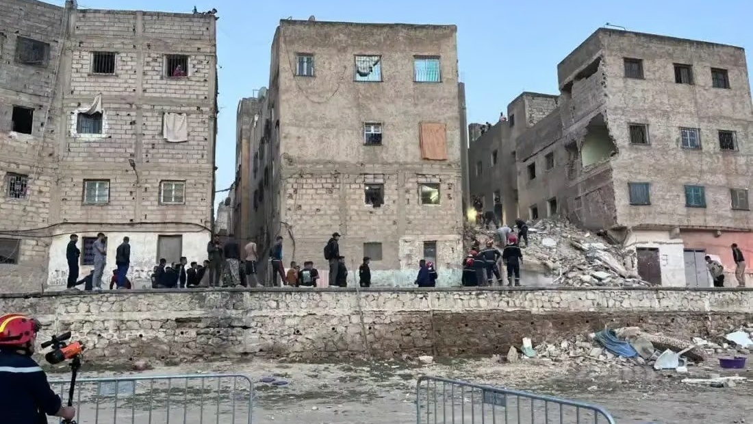 Effondrement d'un immeuble résidentiel à Fès : neuf morts, une enquête judiciaire ouverte par le parquet général