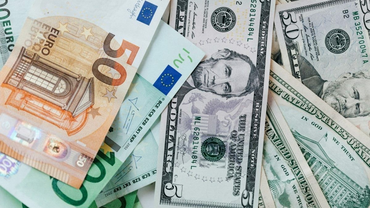 Le dirham s’apprécie face à l’euro mais recule face au dollar, le MASI perd 4,1% en une semaine