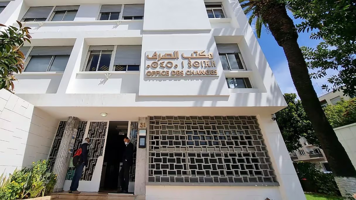 Office des Changes : les transferts MRE atteignent 39,98 MMDH et la balance Voyages progresse de 26,7%
