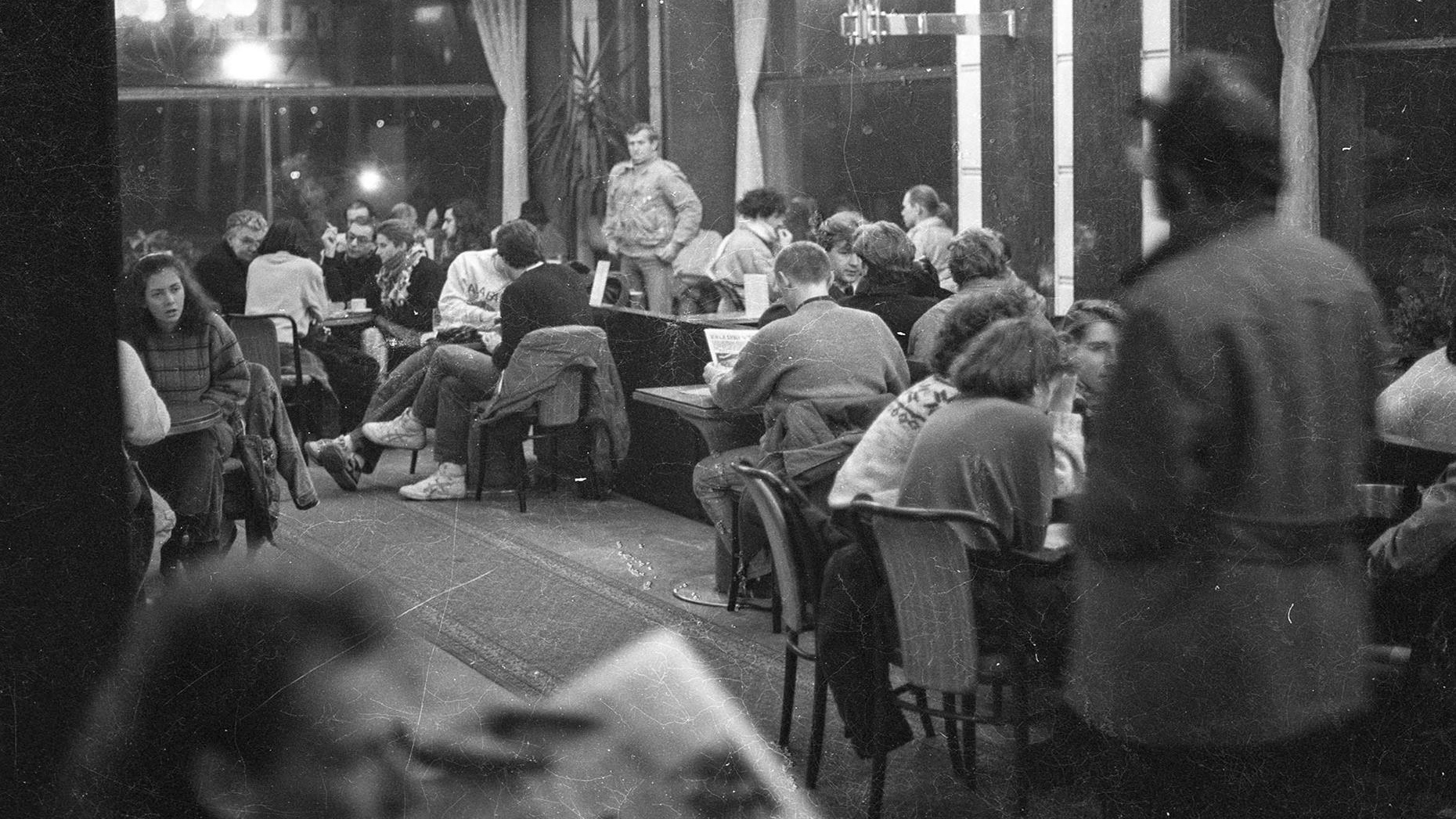  Rétro-verso:  La Rotonde, un siècle de sociabilité urbaine et de mémoire sociale