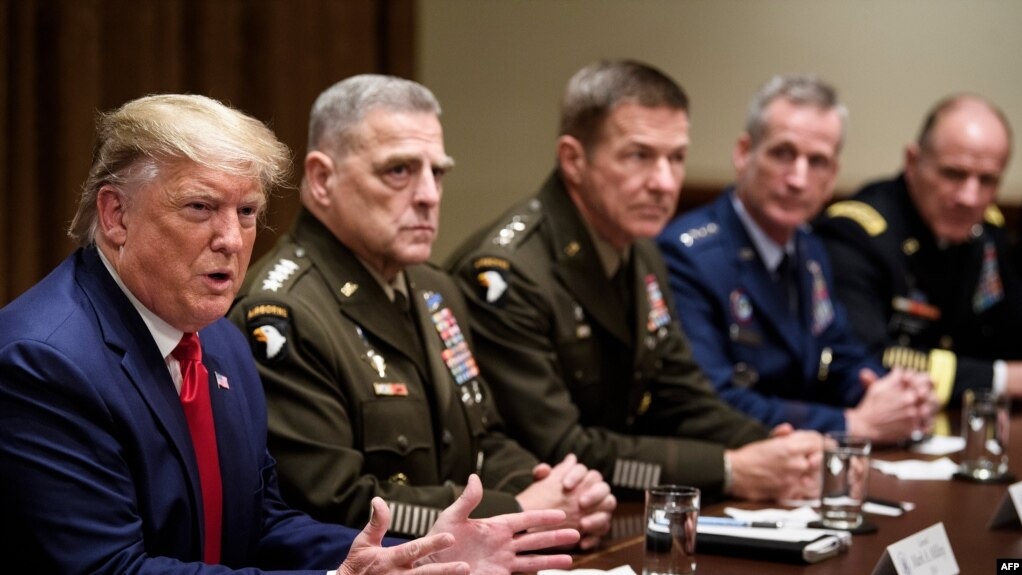 Iran-USA : Trump privilégierait la voie diplomatique à une guerre totale 