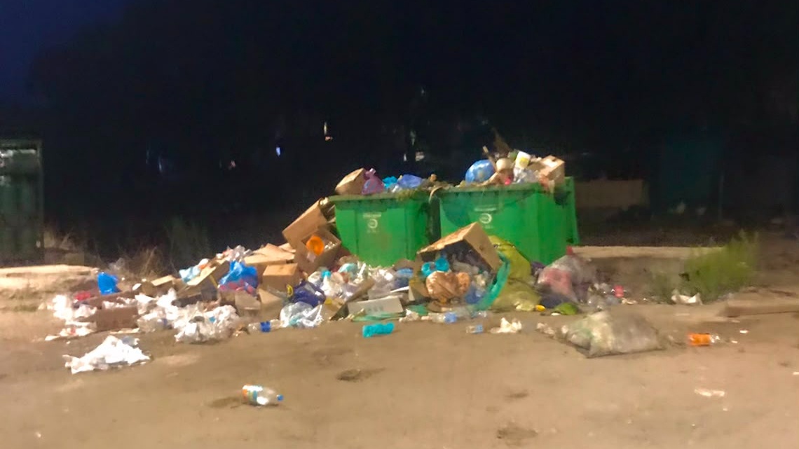 Mansouria : la Plage David engloutie sous les ordures 
