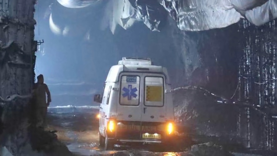 9 morts dans l’effondrement d’un tunnel en Inde