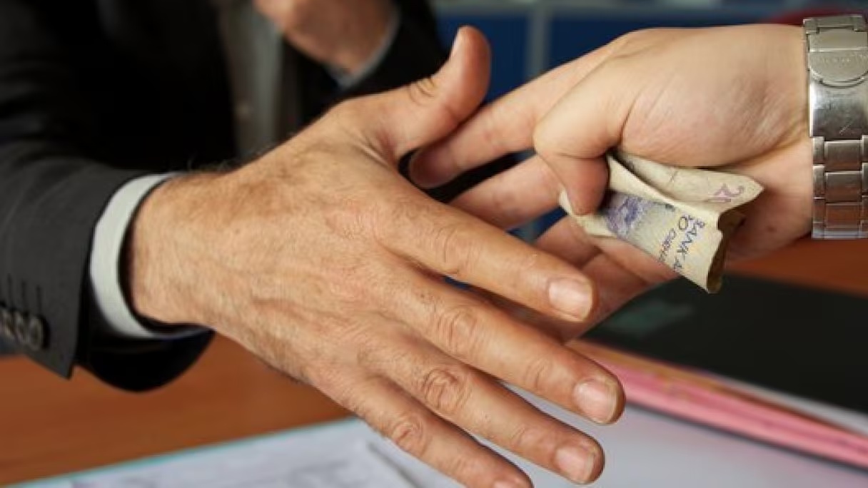 Ces billets qui bloquent le droit chemin…