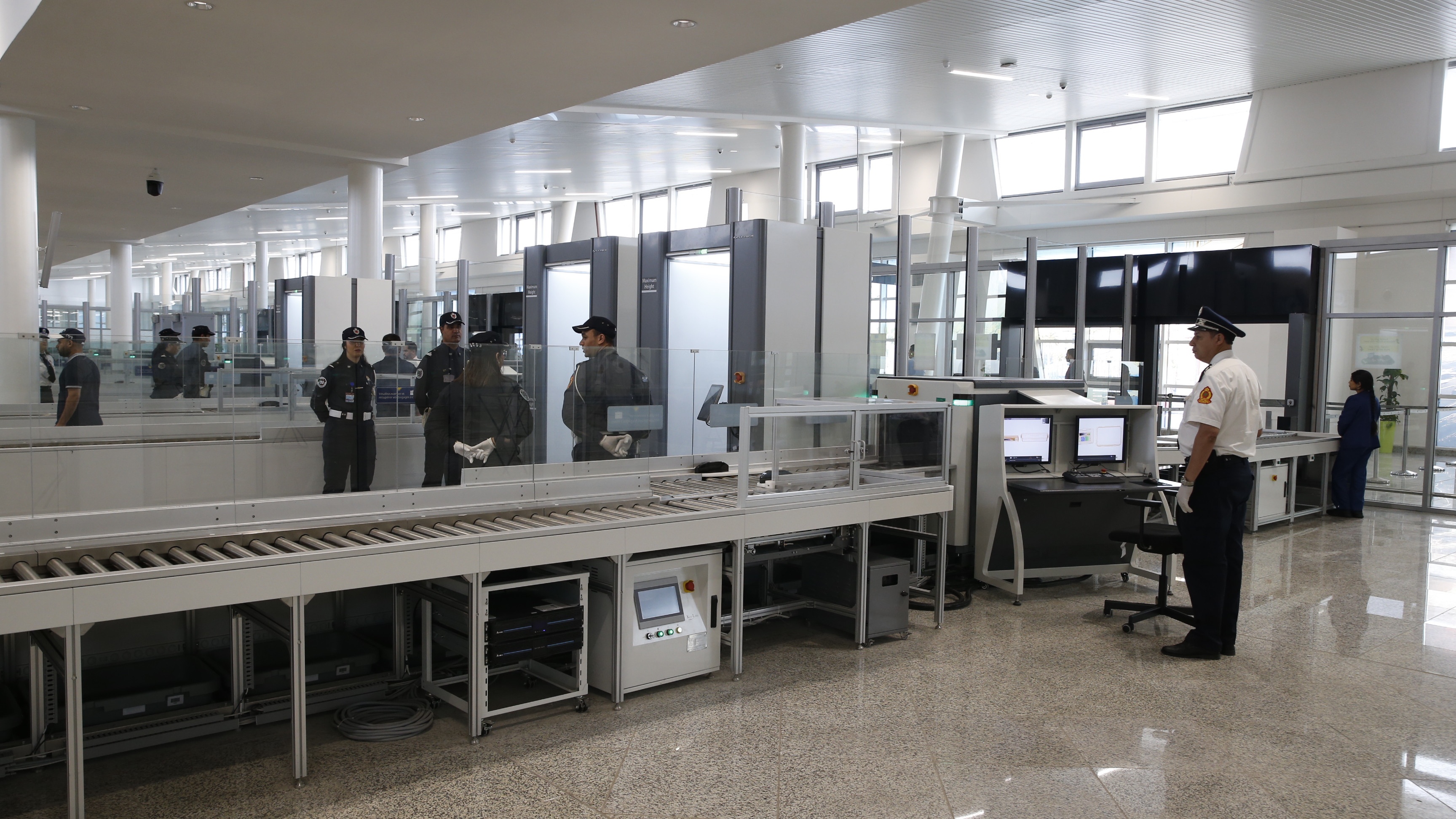 Aéroports : Baisse significative du temps de passage au contrôle aux frontières 