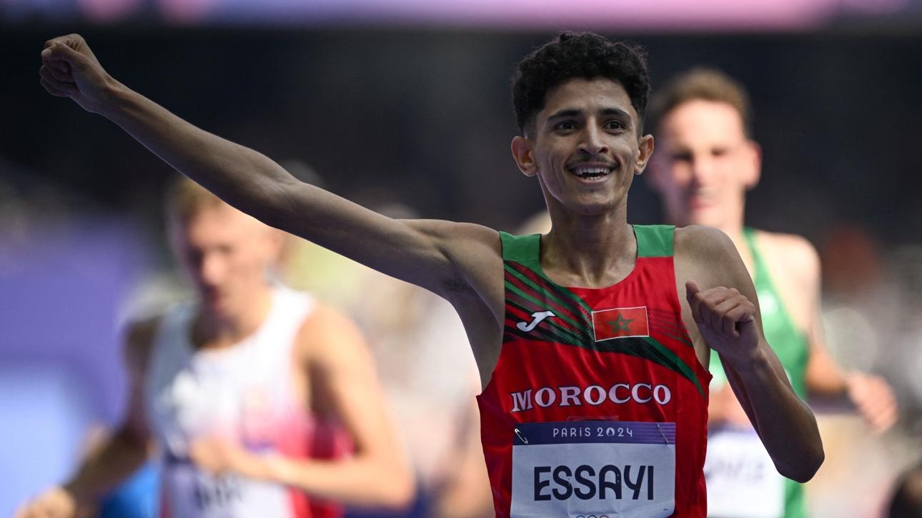 Mondiaux de course sur route : Anass Essayi au pied du podium, deux records personnels pour Fatima Ezzahra Birdaha et Soukaina Hajji