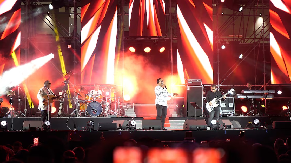 MAGAZINE : Khaled, imbroglio vocal et comportemental