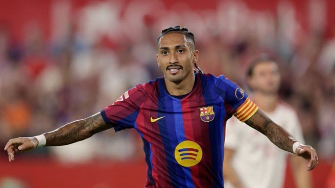 Liga-J7 : le Barça renverse Séville grâce à Raphina