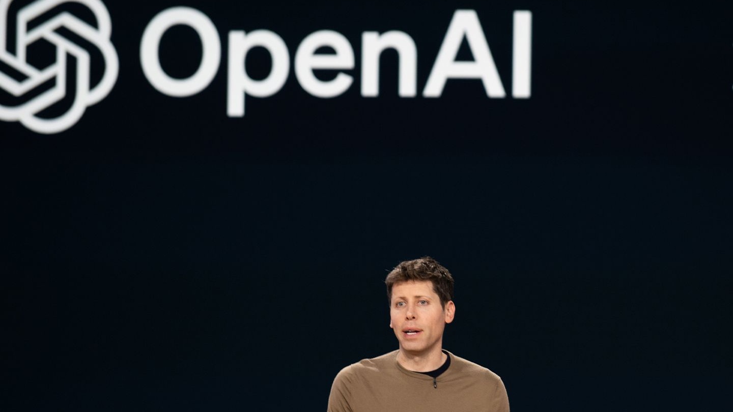 Intelligence Artificielle : OpenAI suspend l'entraînement de ses derniers modèles 