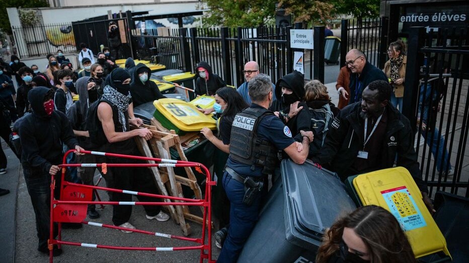 France : Les lycéens se préparaient à un «Mardi noir»