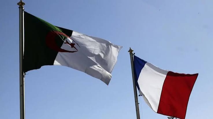 « Alger-Paris, affaires toxiques » : une enquête sur les coulisses d’une relation empoisonnée