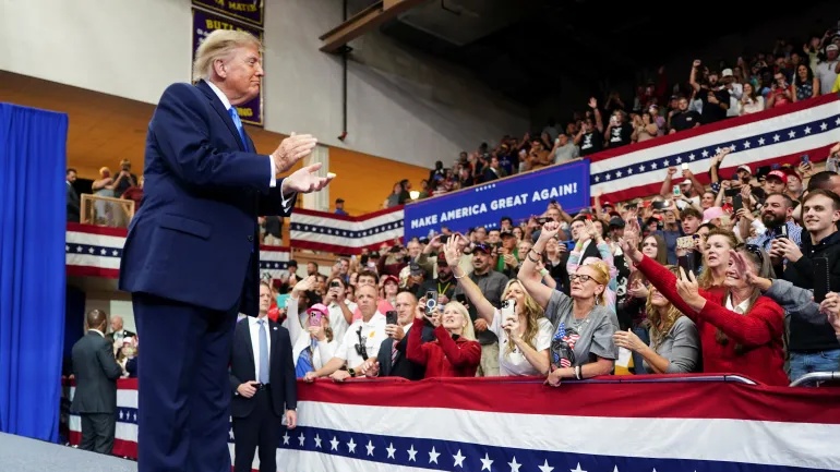 Midterms : Trump en soutien aux candidats républicains dans l'Ohio
