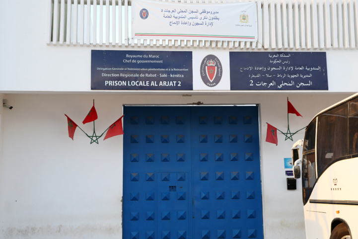 ​Matons et prisonniers, même galère
