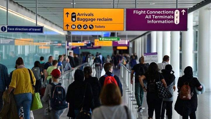 Angleterre : Les Marocains exclus de la liste des personnes non-soumises à la quarantaine