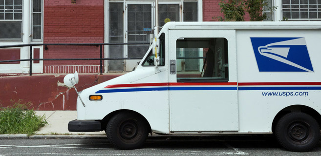 USA : Les démocrates à l’assaut des coupes dans les services postaux