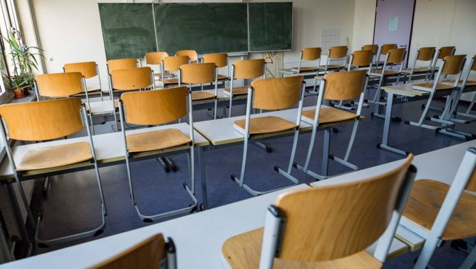 Rentrée scolaire: l’enseignement à distance sera la règle et le présentiel l’exception