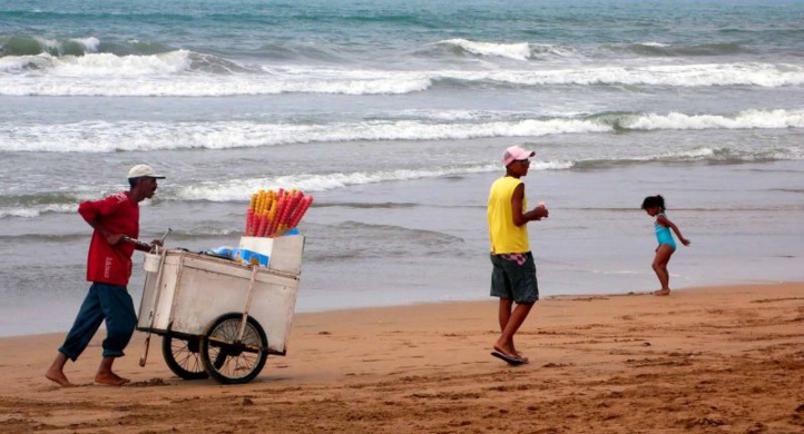 Fermeture des plages: Quel sort pour les petits et grands métiers de l’été ?
