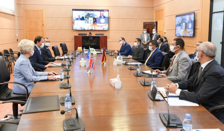 Enseignement à distance : des tablettes pour les élèves du monde rural