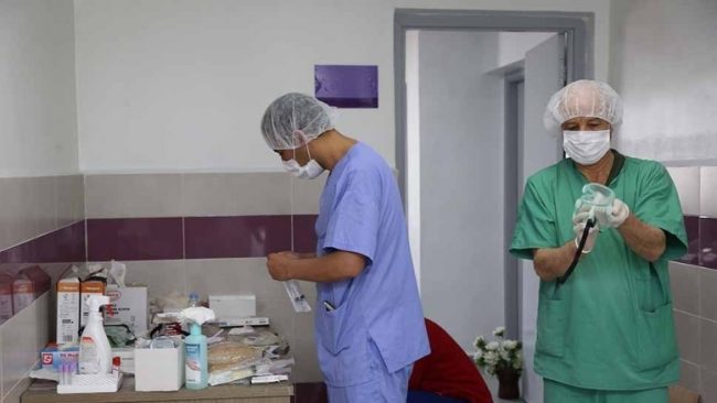 Compteur Coronavirus : rebond des contaminations, 5.214 cas en 24H et 69 décès
